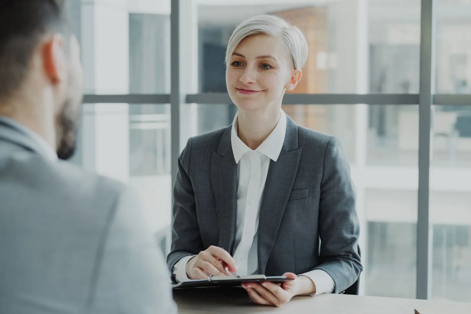 Intégrer un dirigeant individuel dans les processus RH